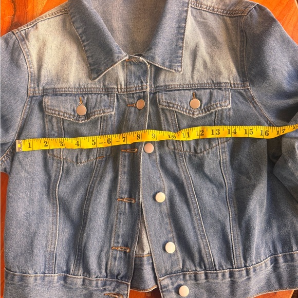 Jean jacket NEW - Picture 3 of 7